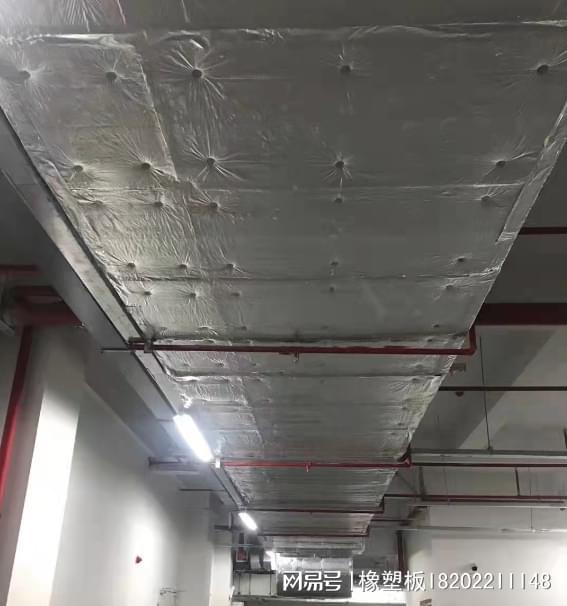 防排烟硅酸铝防火包裹柔性防火卷材包覆通风管道(图1)