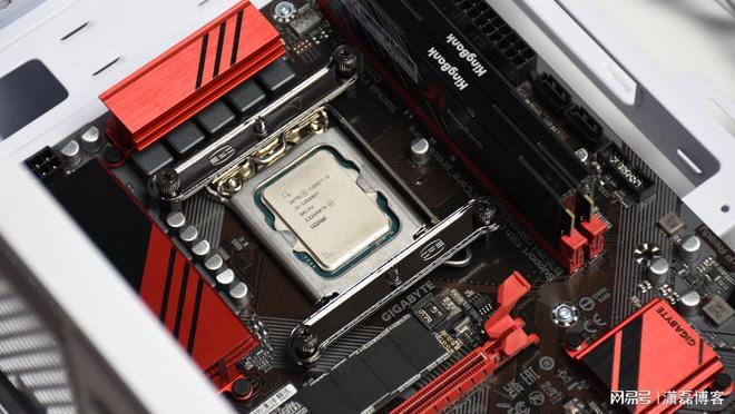 超频三臻RZ620风冷散热器：几何美学设计让电脑“冷静”运行(图12)