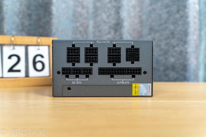 功率充足轻松应付多张4090显卡长城猎金N17全模组电源评测(图10)