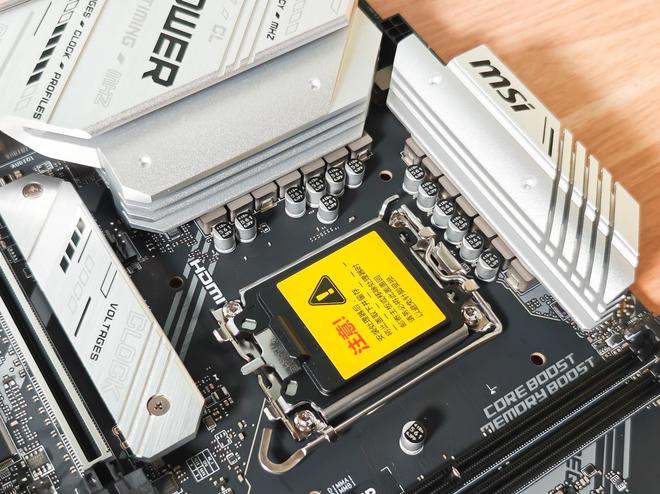 容量大又便宜大内存就是爽金百达白刃48GB6800MHz实测有感(图18)