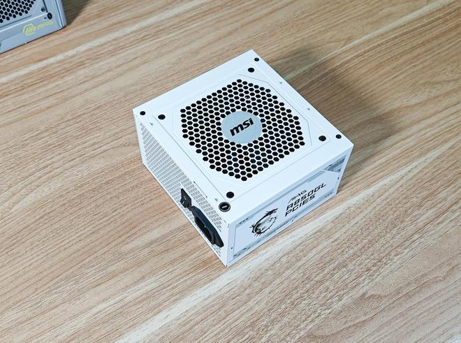 容量大又便宜大内存就是爽金百达白刃48GB6800MHz实测有感(图24)