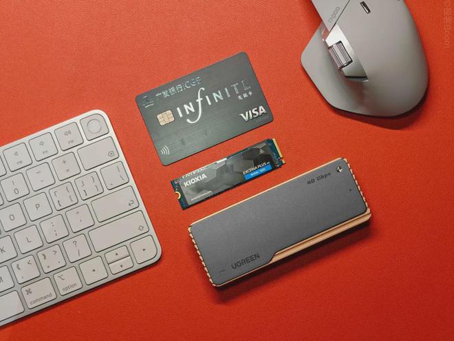 怎么选USB4硬盘盒？汲取教训最终绿联+铠侠2T(图1)