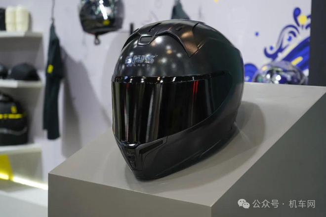 628元起摩雷士推出新子品牌觉势首款全盔(图2)