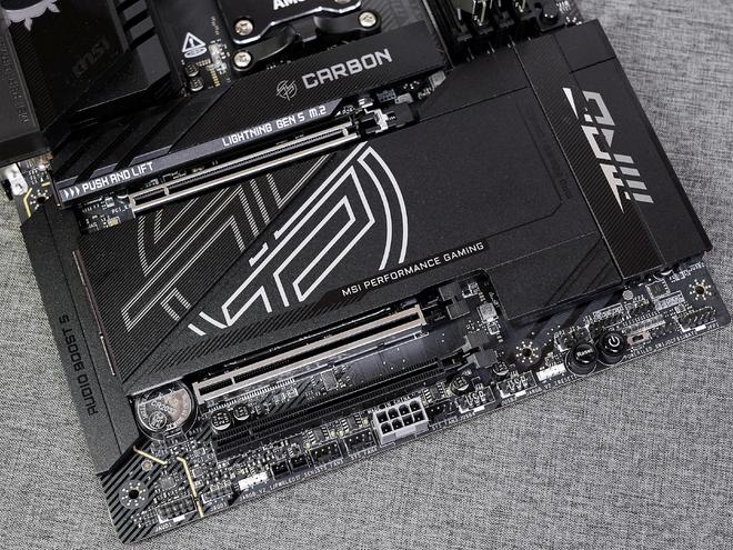 要稳就得AU+N卡！分享4080s玩黑猴优化体验MESH机箱装机(图26)