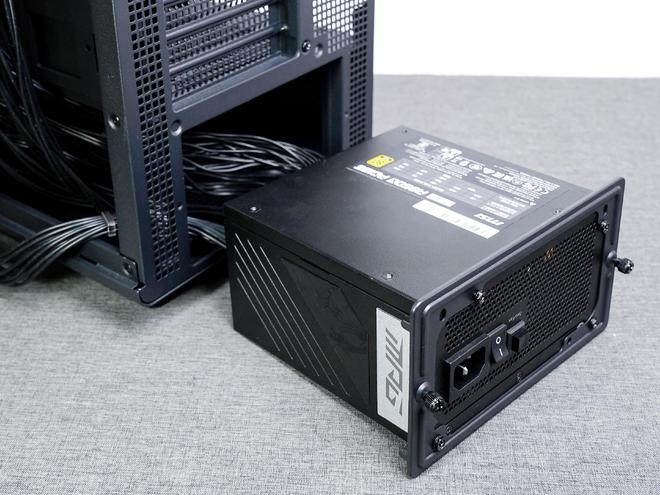 要稳就得AU+N卡！分享4080s玩黑猴优化体验MESH机箱装机(图41)