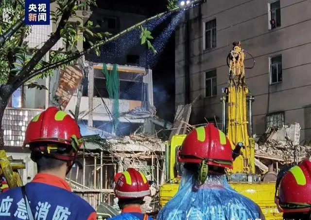 突发！青岛发生坍塌事故造成1死2伤！全省全面排查！(图2)