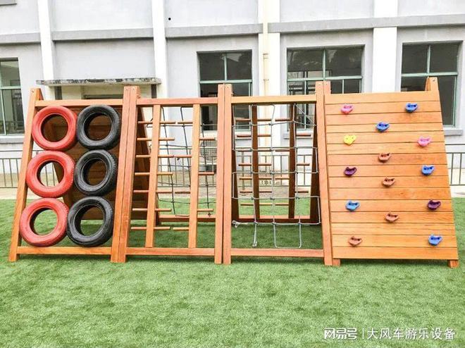 室内儿童滑滑梯与游戏屋搭配(图1)