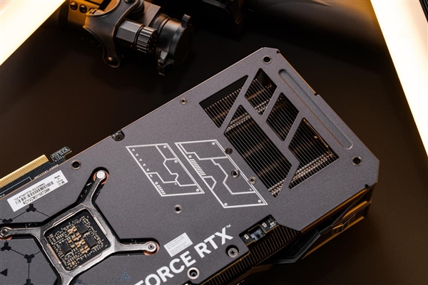 2024上海Major火热进行中华硕显卡高帧低延迟实力保障！(图9)