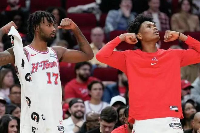 4换1再见锡安！火箭鹈鹕史诗级交易这让联盟其他球队还怎么打(图3)