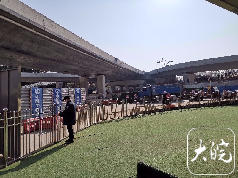 新闻追踪丨六安南华路上跨桥主体工程接近尾声有望于春节前开通(图1)