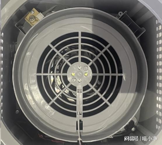 开箱测评！吸猫毛除味神器希喂FreAirLite宠物空气净化器实测(图7)