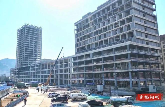 钢城区科创中心封顶今年10月份投入使用(图1)