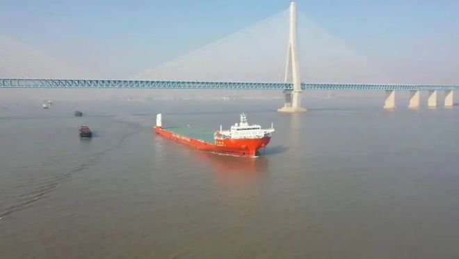 泰州：全国最大的民营造船基地和国家级船舶出口基地从长江之畔驶向全球的“钢铁巨轮”(图11)