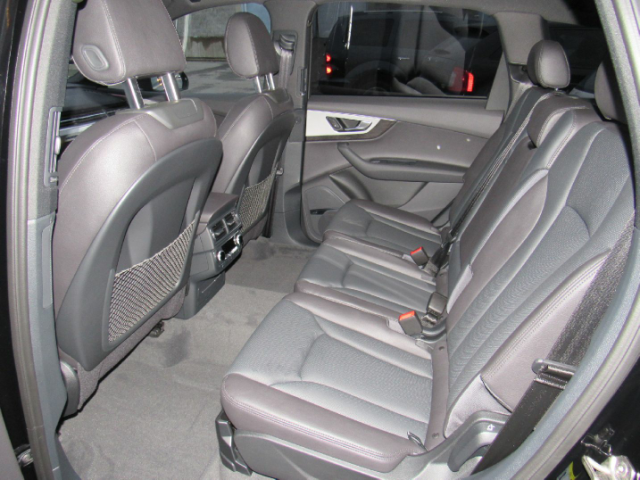 17款奥迪Q7加热和通风系统全季运动轮胎(图6)