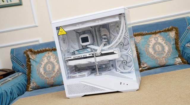 只为极致性能9950X3D+X870吹雪S+HOF5080打造的海景房主机分享(图1)