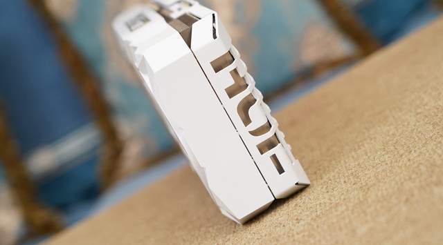 只为极致性能9950X3D+X870吹雪S+HOF5080打造的海景房主机分享(图24)