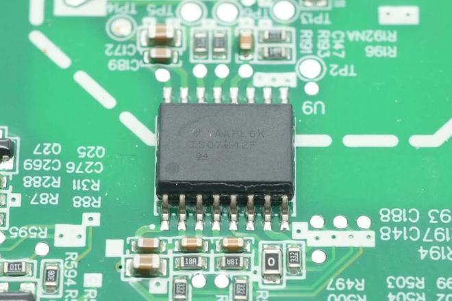 三相交流输入英飞源40kW新能源汽车碳化硅充电模块拆解(图12)