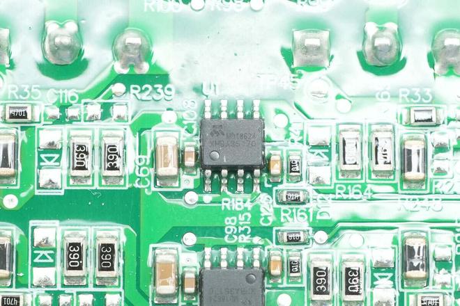 三相交流输入英飞源40kW新能源汽车碳化硅充电模块拆解(图15)