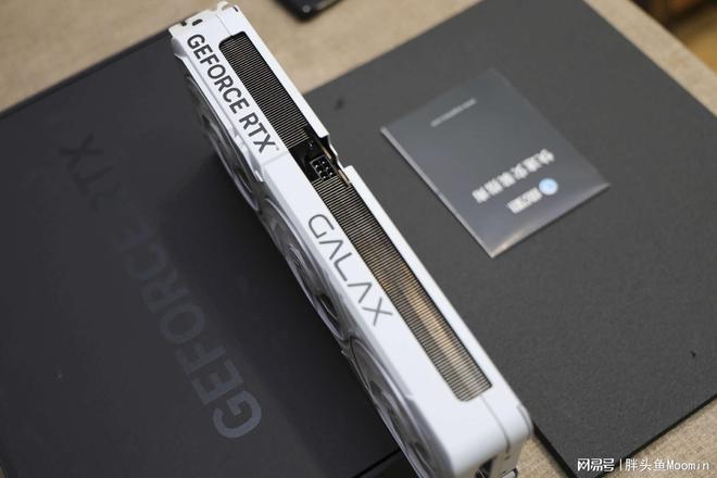 不仅颜值出众更兼顾散热的电竞海景房机箱乔思伯X400来了(图41)