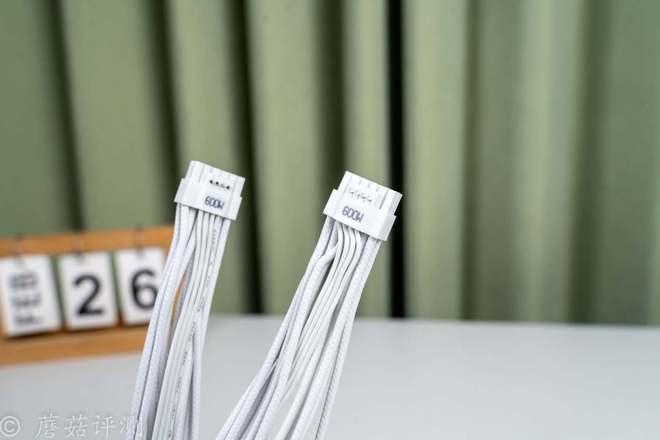 游戏、工作无短板打造桌面艺术品先马巨浪Ⅲ搭配微星Z890刀锋(图24)