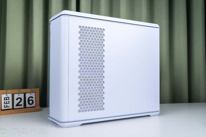 游戏、工作无短板打造桌面艺术品先马巨浪Ⅲ搭配微星Z890刀锋(图29)