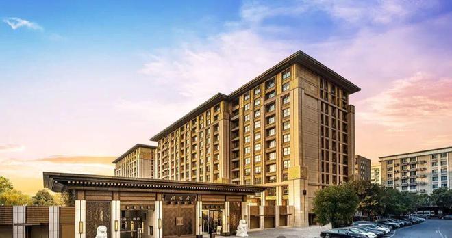 ℘火热中!@中信国安府售楼处发布：中信国安府诚邀莅临品鉴!(图1)