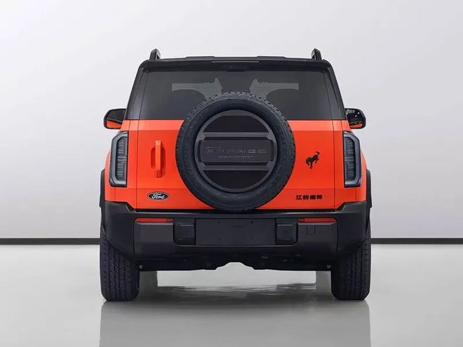 “可城、可玩、可野”2298万起福特智趣烈马上市(图5)