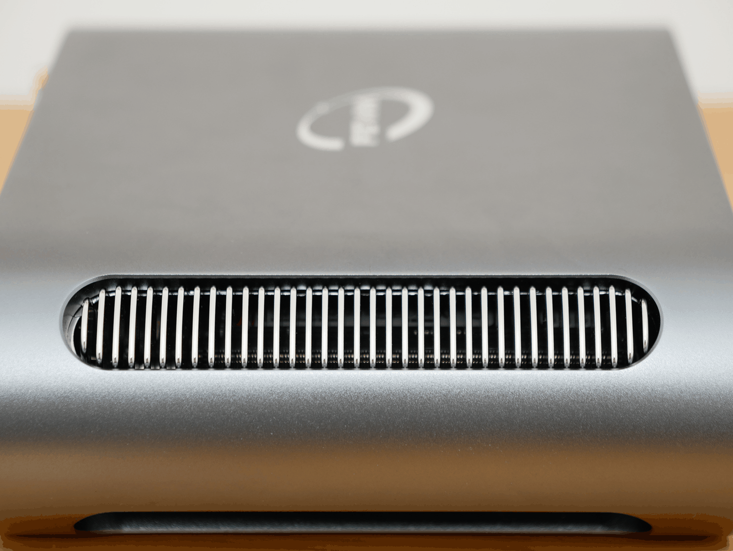 FEVMFA880Pro：迷你电脑总算有点不一样的！(图7)