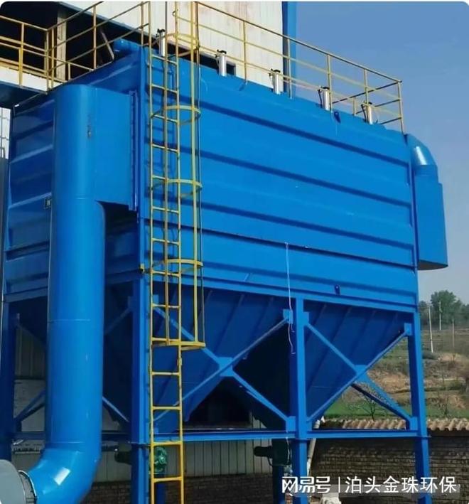 布袋除尘器设置监测装置对除尘器管道、温度、压力进行监测(图1)